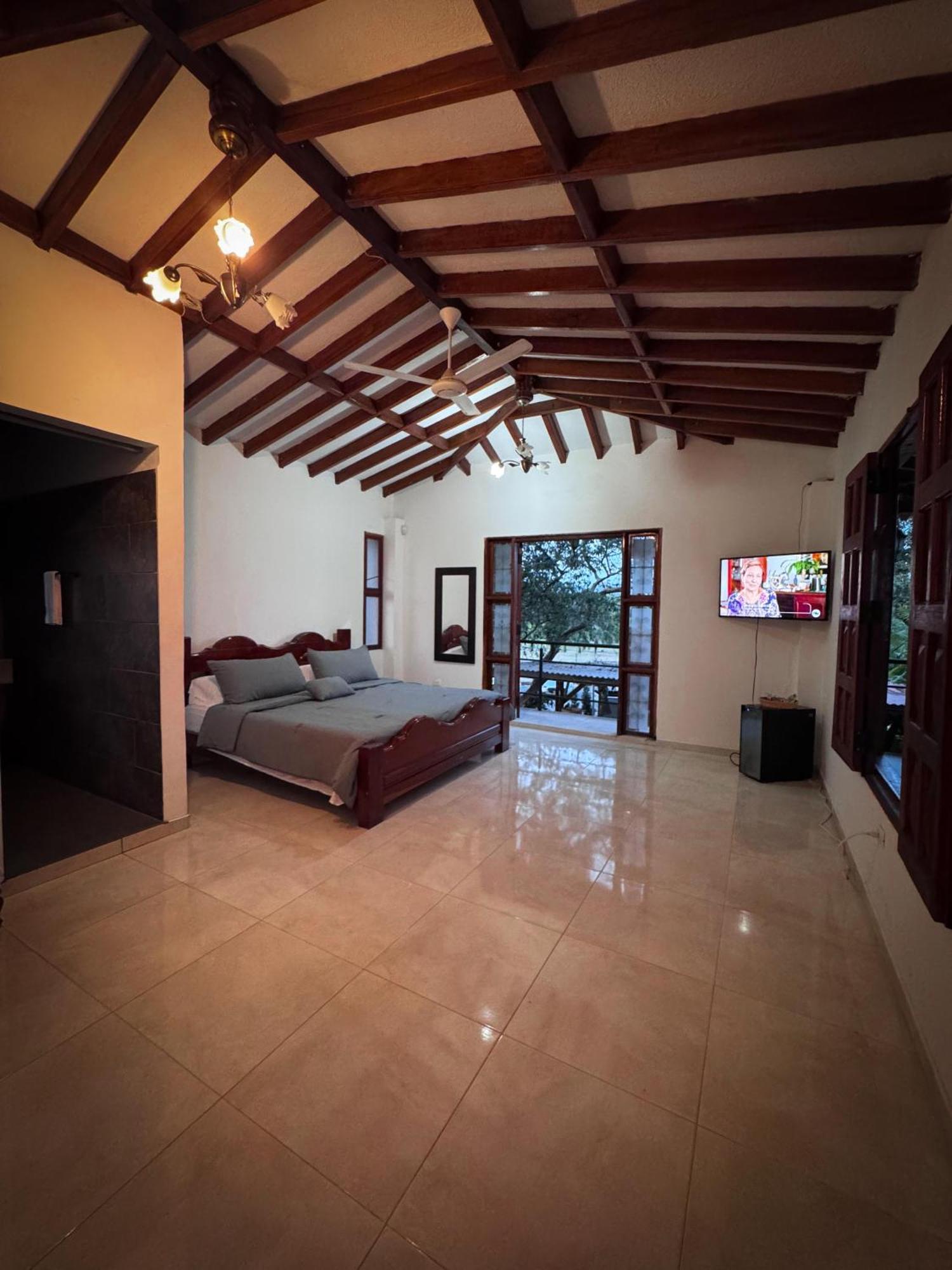 Ecoparadise Hotel Pereira Extérieur photo